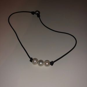 Pearl necklace x3